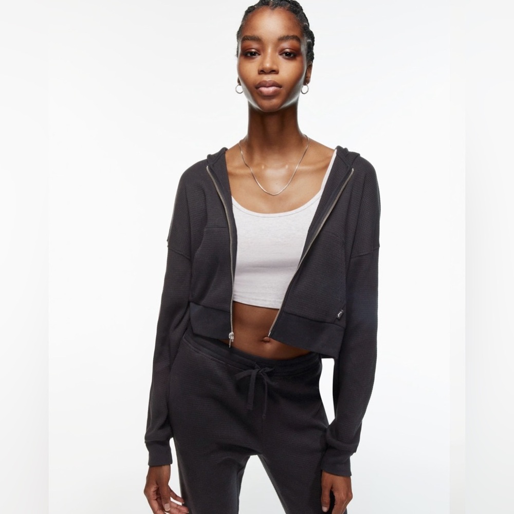 ARITZIA Tna Waffle Zip Hoodie Black Medium Cropped Minimalist Casual